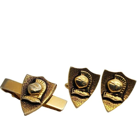 Swank Knight Shield Cufflinks & Tie Clip Bar Clasp Soldier Gold Tone Set Vintage - Picture 1 of 7